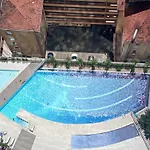 Book Santos Unlimited 817 Elegancia Vista Mar